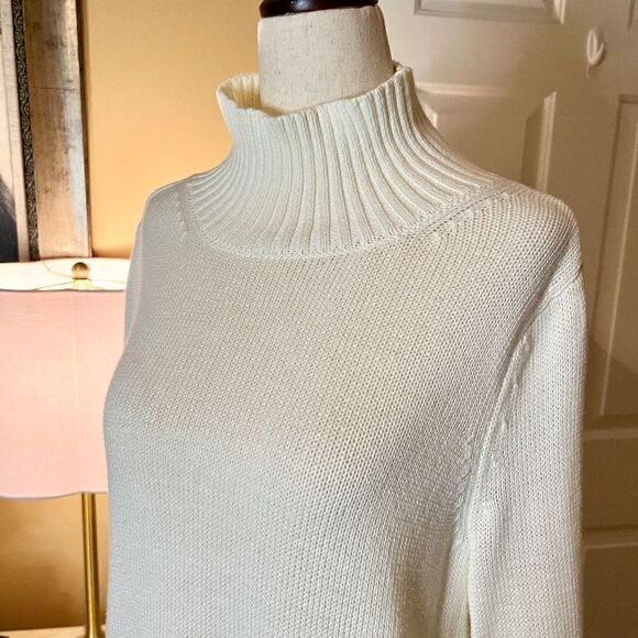 NWOT Free Assembly Oversize Funnel Neck Sweater Ivory Cream Size SMALL - Picture 9 of 11